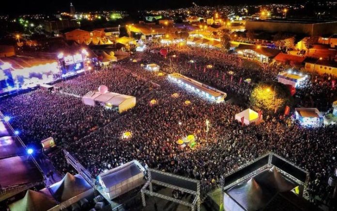 Festa-Nacional-do-PInhão-arquivo.jpeg